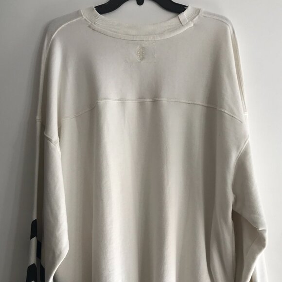 Free People Movement All Star Logo Pullover in Ivory/Black Combo size L NWT - Picture 4 of 6